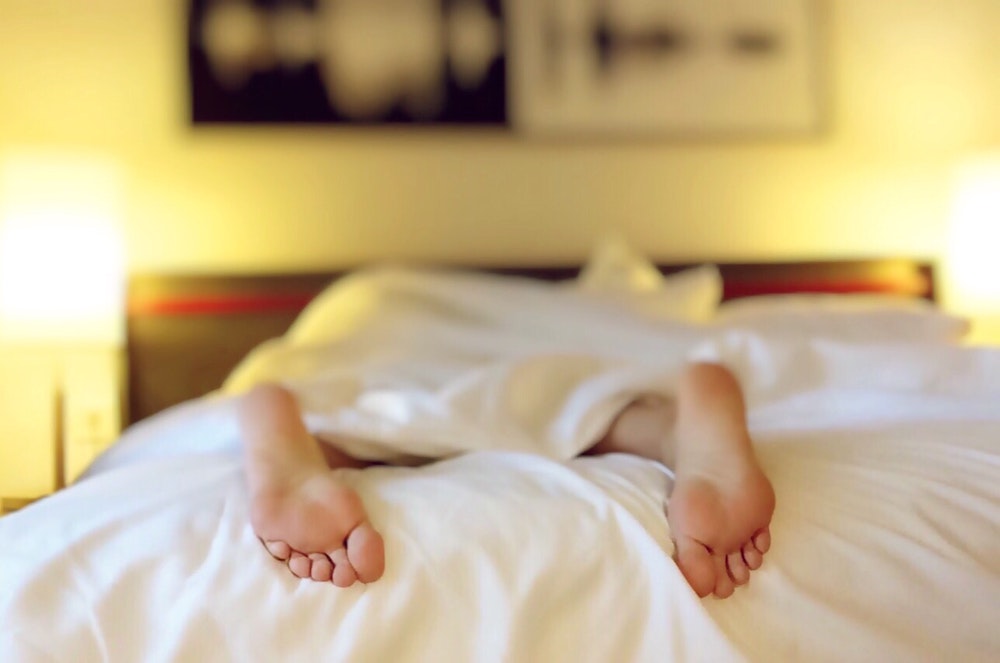 How iblinds Can Help Losing an Hour of Sleep for Daylight Savings Much Easier to Manage