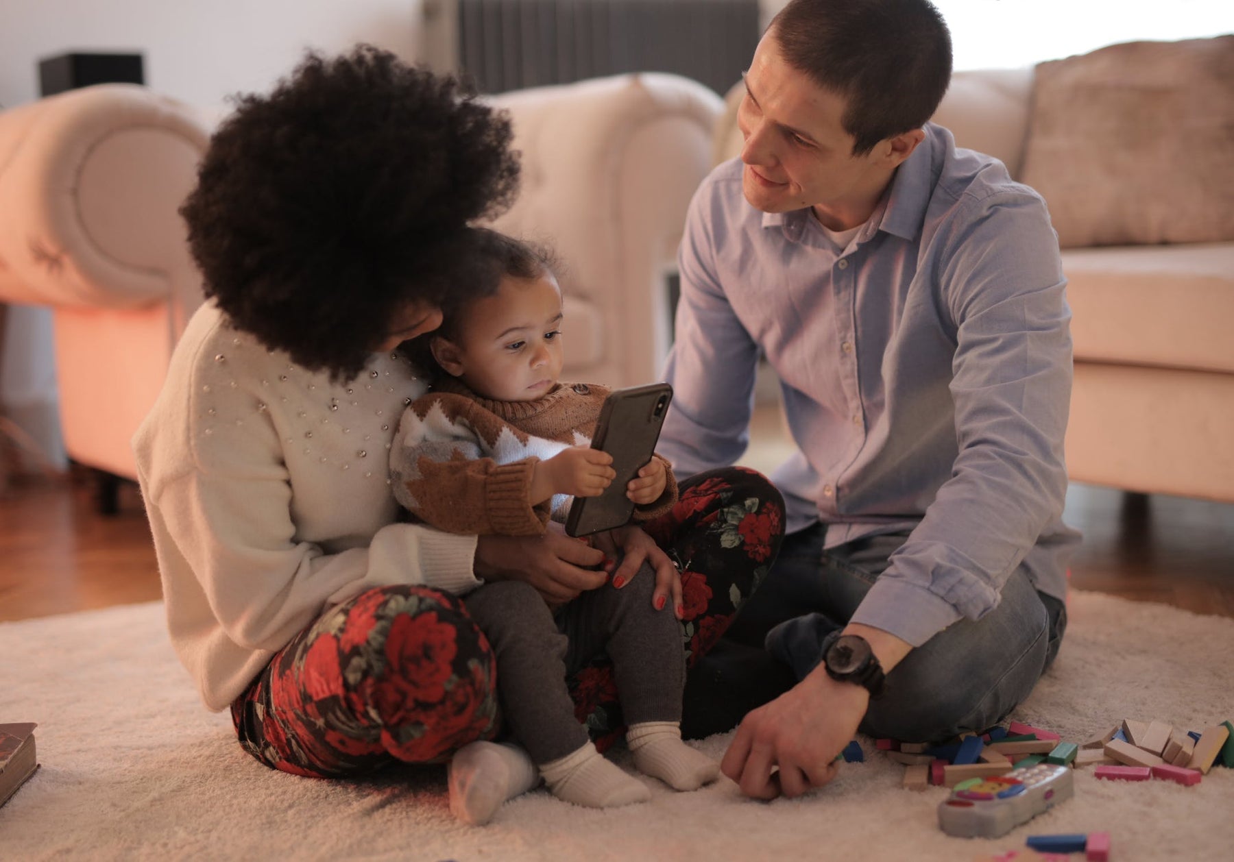 Cool Tech Gift Ideas for Dad this Father’s Day